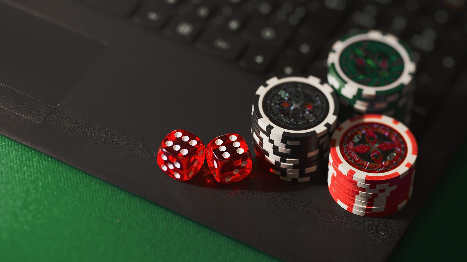 Important things to look for in online gambling post thumbnail image