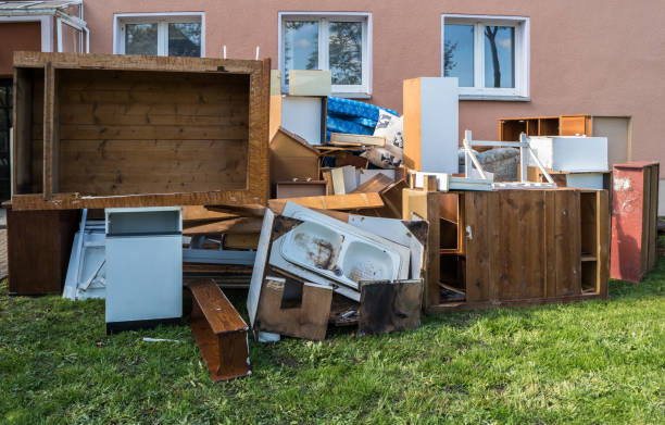 Efficient Junk Removal Services in Long Beach, CA: Clearing Out the Clutter post thumbnail image